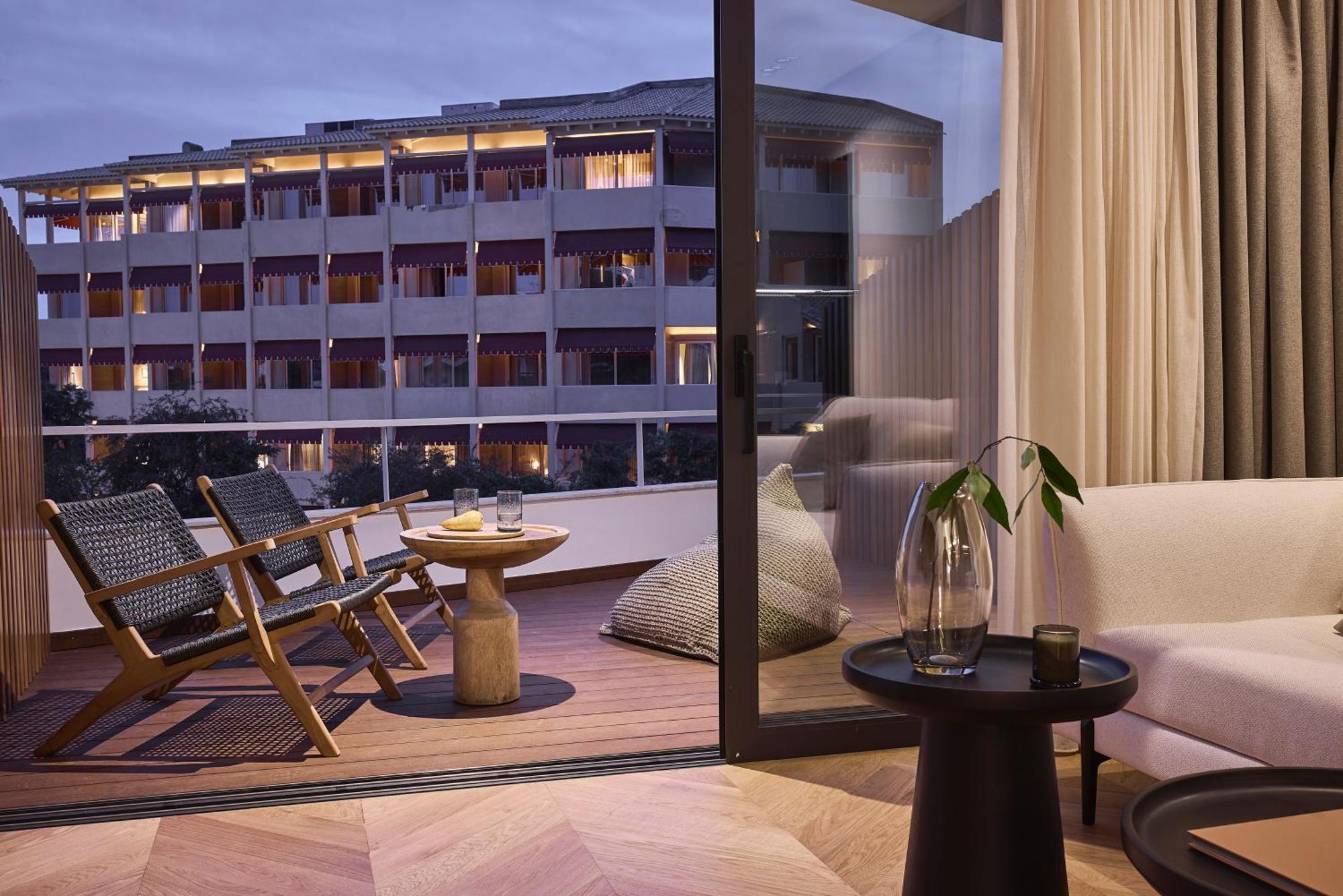 Icon Suite Athens Exterior photo